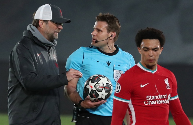 西媒：霍安·加西亚赛后一瘸一拐，但他只是累了没有任何不适