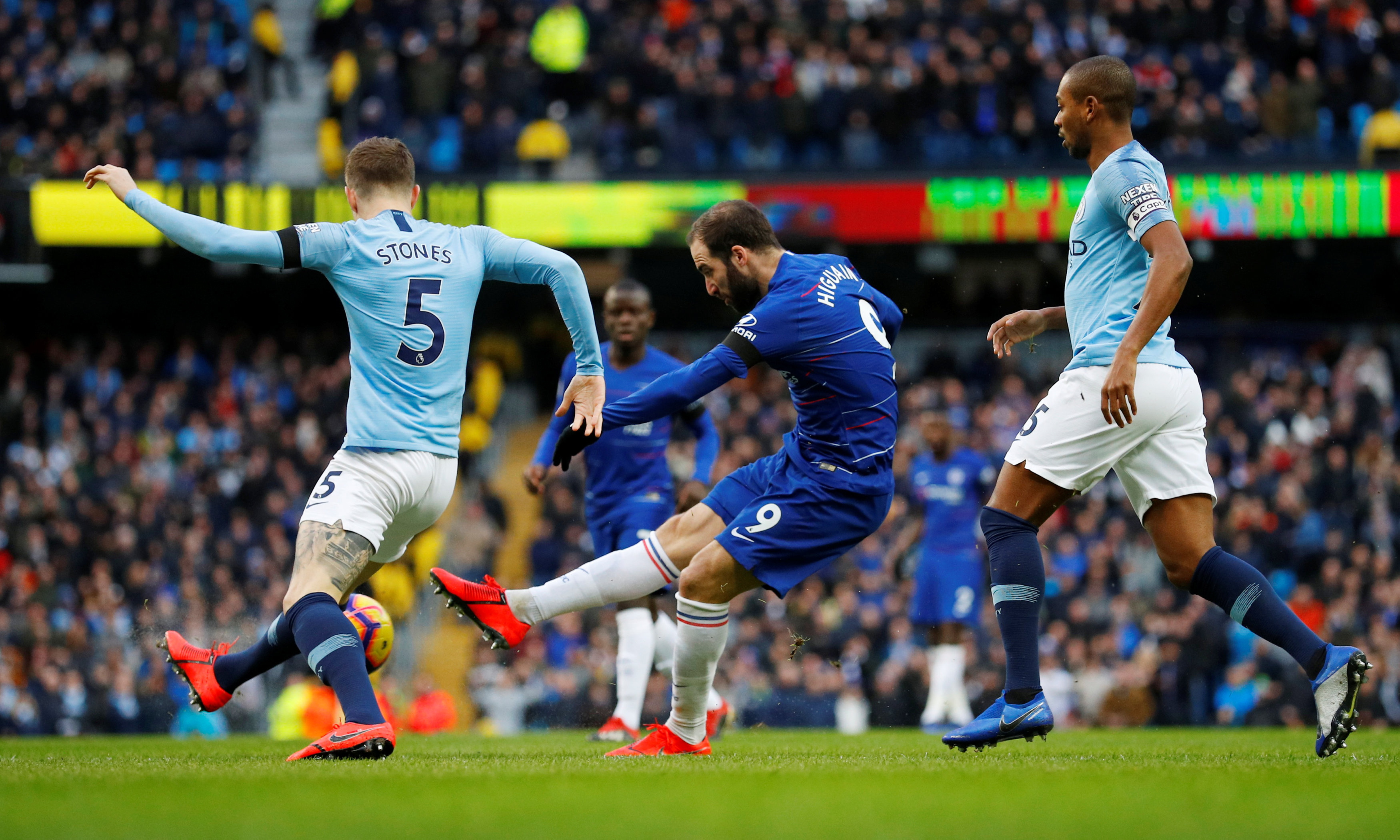 拉菲尼亚：我希望在巴萨退役；最大的奢侈是给家人买房子