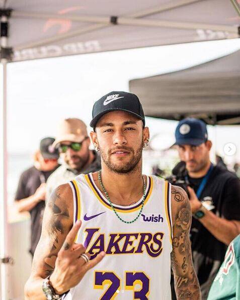 篮球火箭头号得分手连续两场低迷