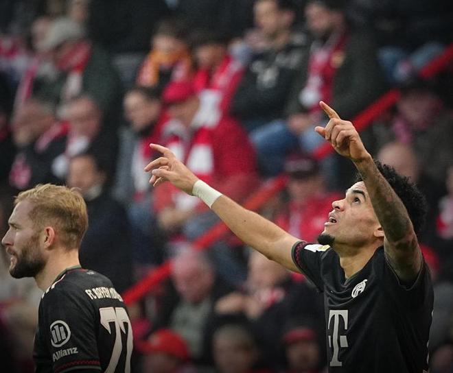 西甲：巴萨锋线爆发 3-0击败塞尔塔（西甲：巴萨火力全开 3-0完胜塞尔塔）