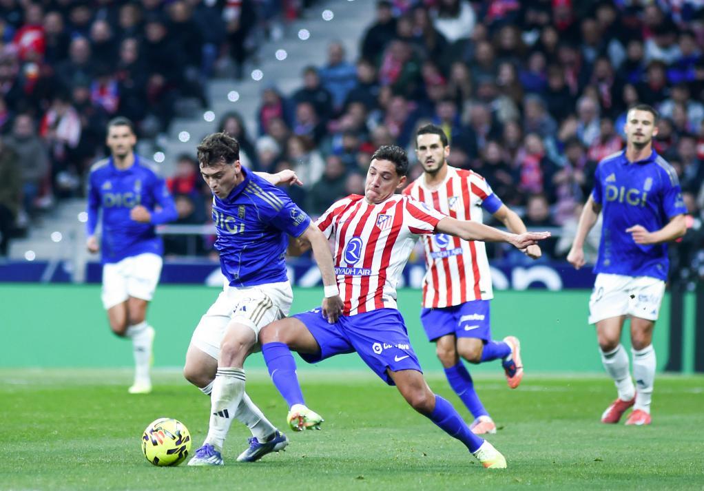 TA：因现代足球重视边路与攻防转换，菱形中场阵型已几乎绝迹