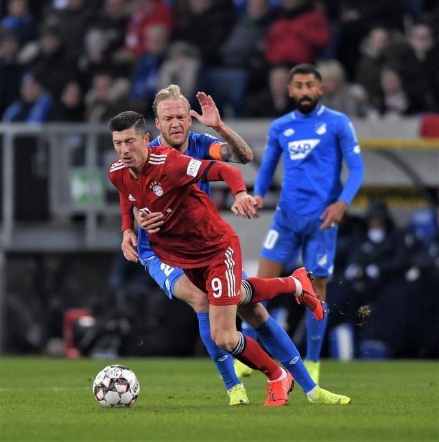 迈阿密国际vs温哥华白浪：梅西PK穆勒；苏亚雷斯替补