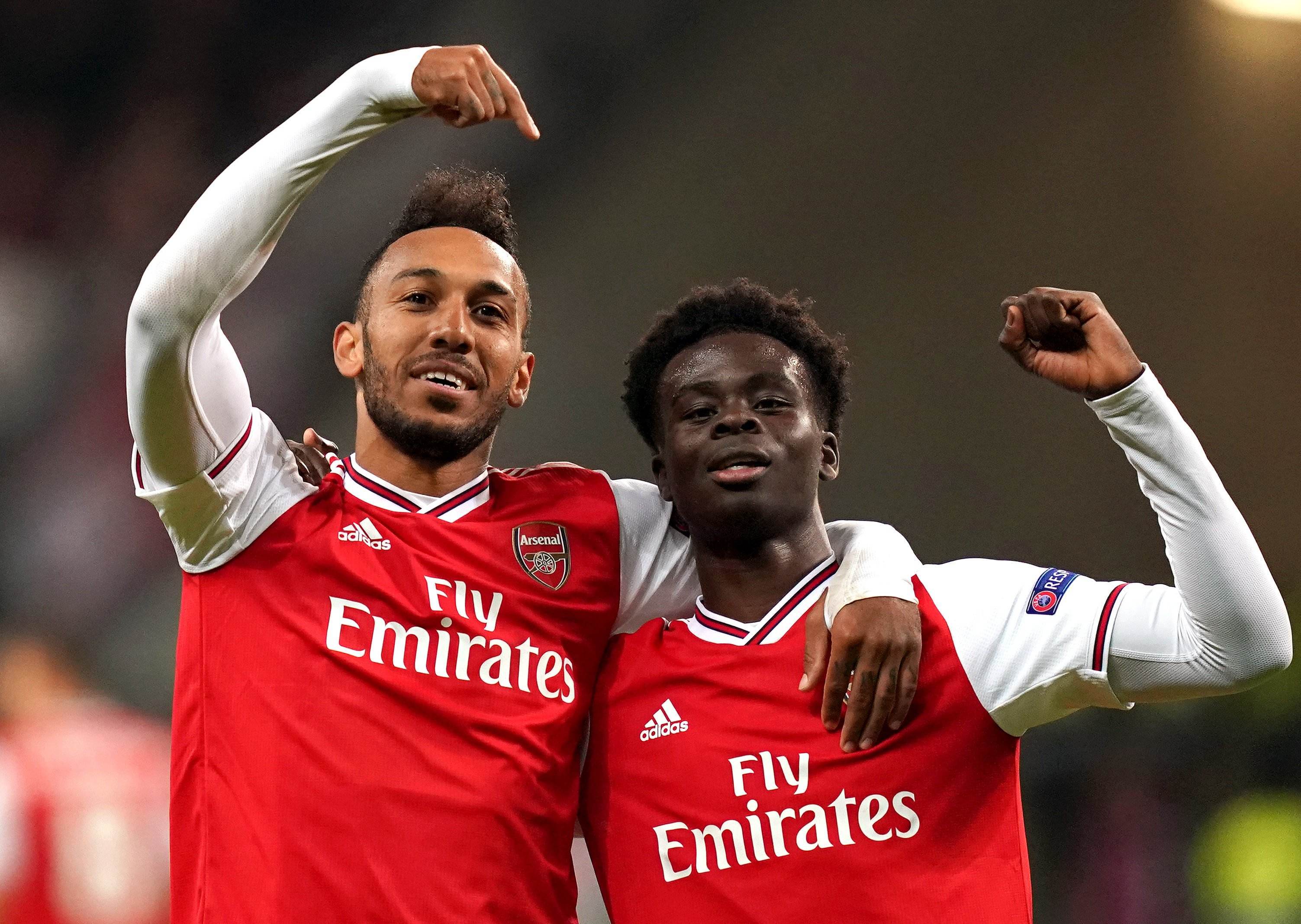 卡卡：对世界杯最美好的回忆是触碰奖杯；很期待新的赛制