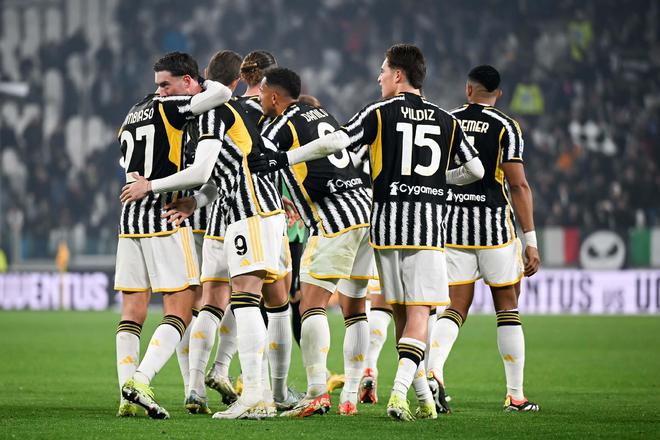 记者：曼联很乐观能成功签下谢什科，英力士已批准了这笔转会