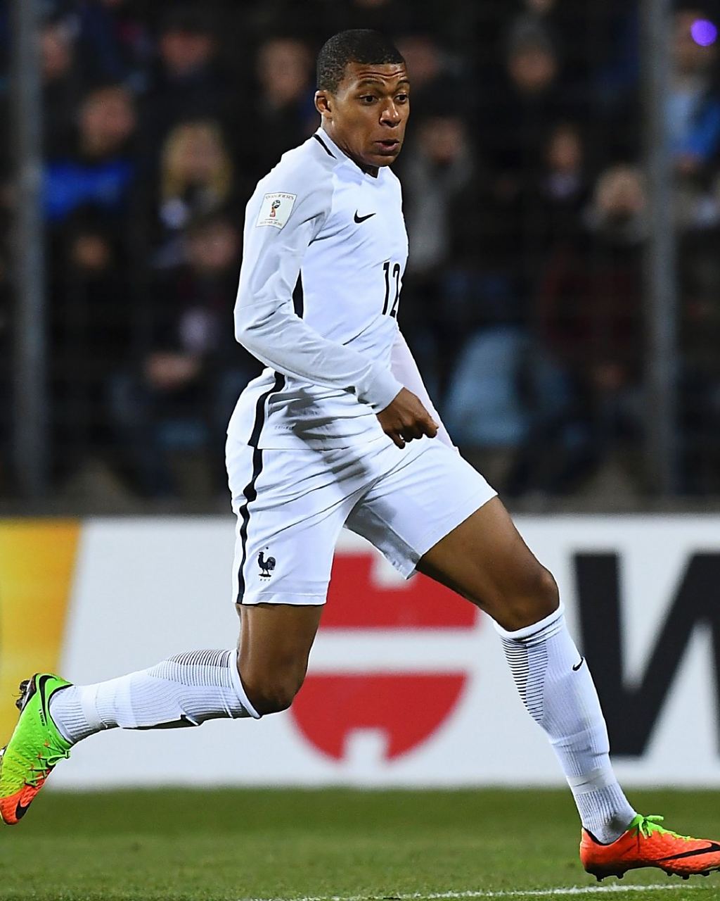 土媒：因涉嫌非法赌球，两家土超球队主席和17名裁判已遭警方控制